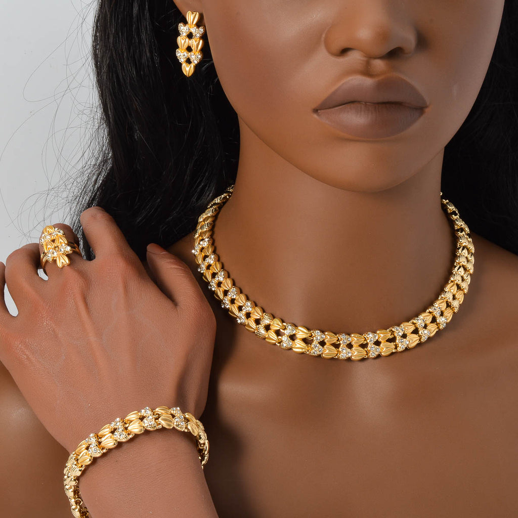 🌸 Collection Élégance Féminine – Beauté, Style & Confiance

Découvrez nos sacs à main, bijoux Lush Box, trousses de maquillage LED et soins Body Accel – l’alliance parfaite entre élégance, confiance et transformation